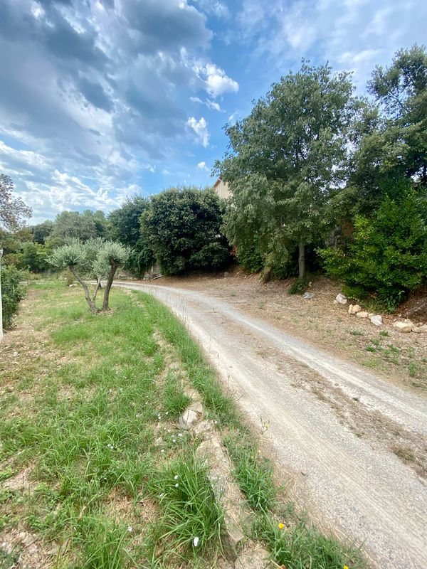 1 Terrain à bâtir viabilisé Saint-jean-de-cornies